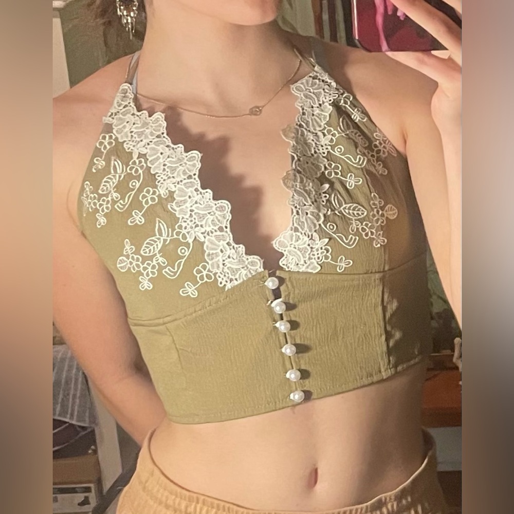 olive green fairy lace cropped button up pearl tank top Shein women’s xs